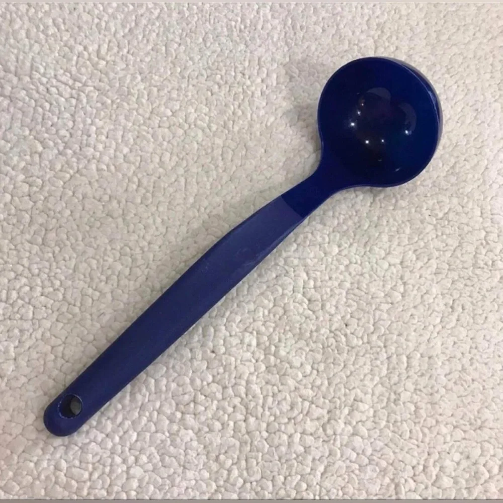 Tupperware Blue Serving Ladle Large Soup Stew Chili Sauce Spoon 13” Length